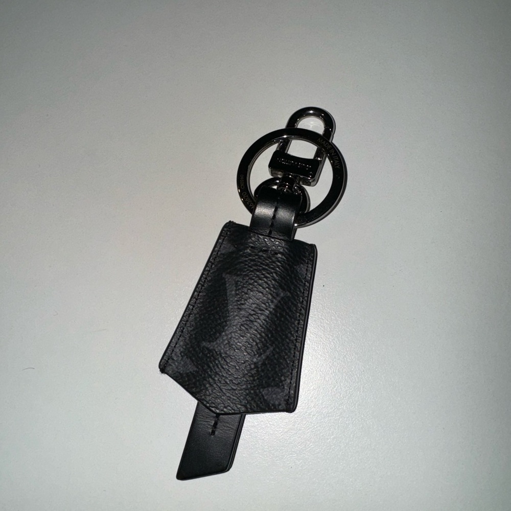 Louis Vuitton keychain (blue) - Picture 5 of 8
